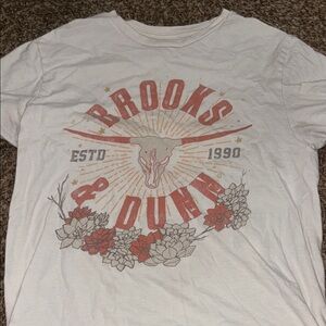 White and Red Short Sleeve Tee with Vintage Graphic
